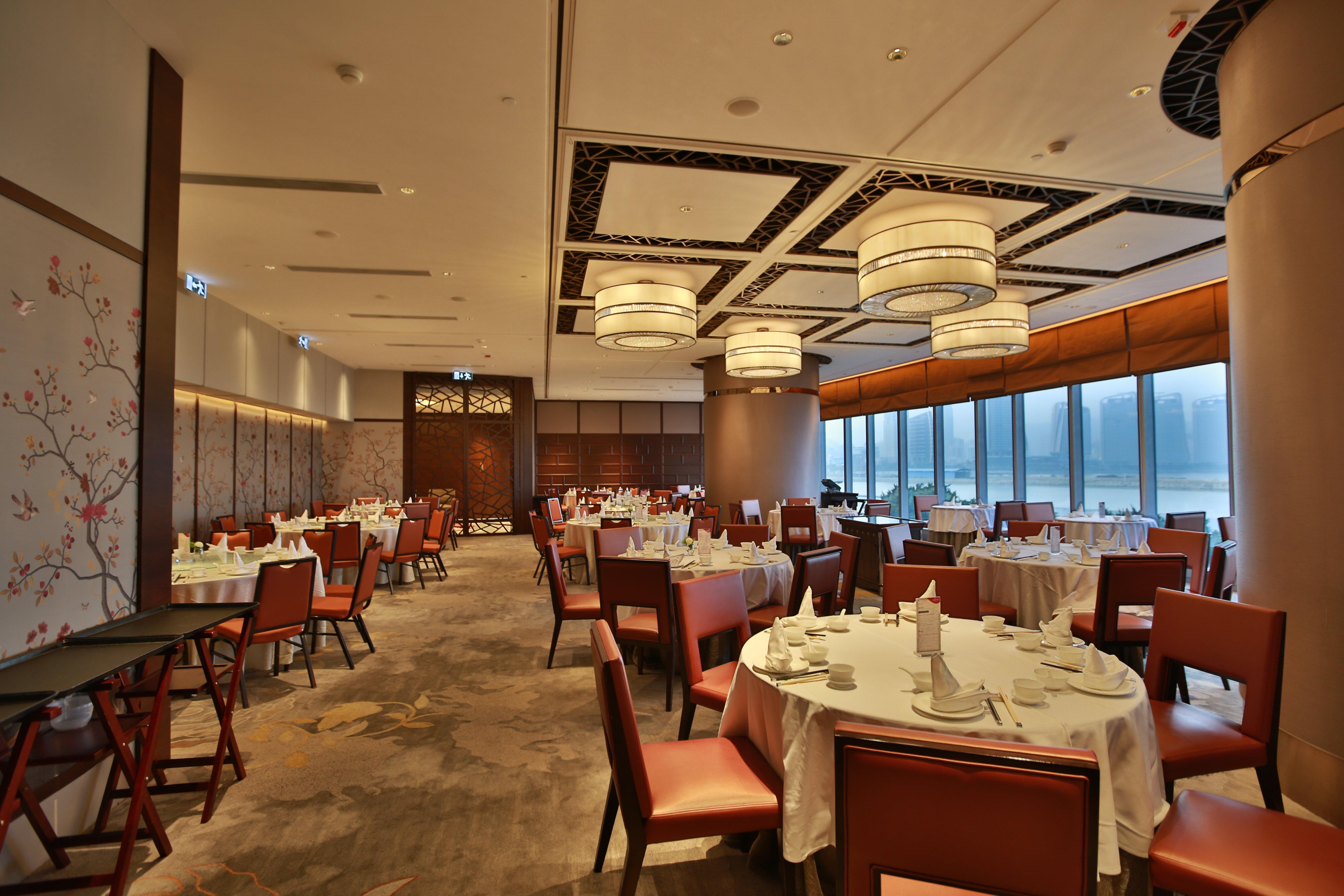 Crowne Plaza Macau By Ihg Hotel Kültér fotó Interior of the restaurant