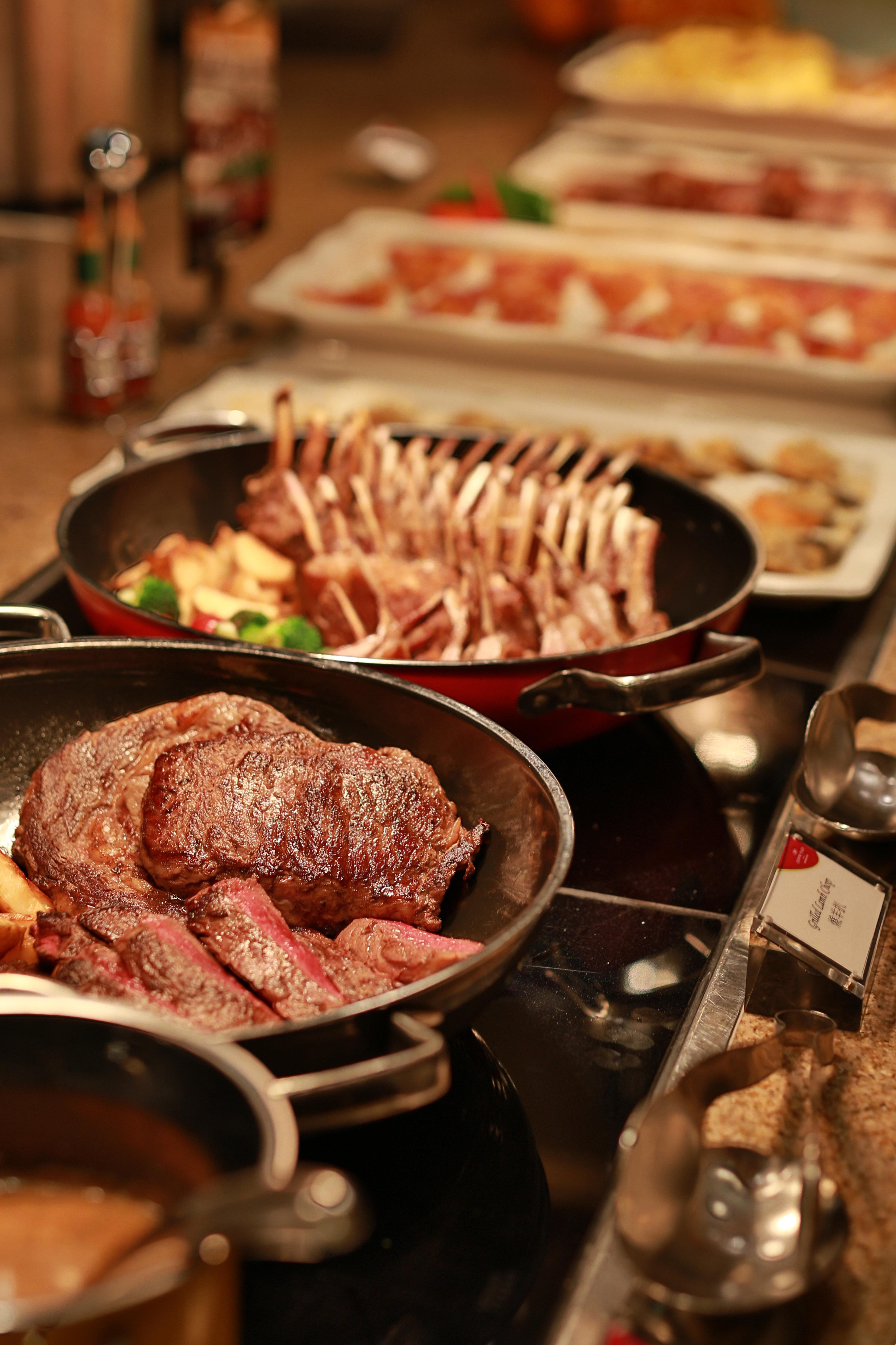 Crowne Plaza Macau By Ihg Hotel Kültér fotó A rack of lamb